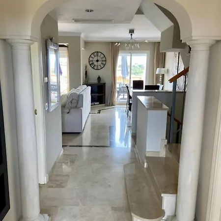 Townhouse In Manilva