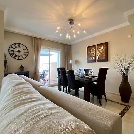 Townhouse In *